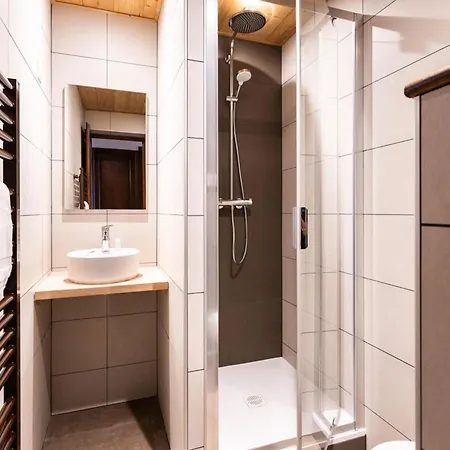 Savoyard Style Alpine Retreat * Val Thorens