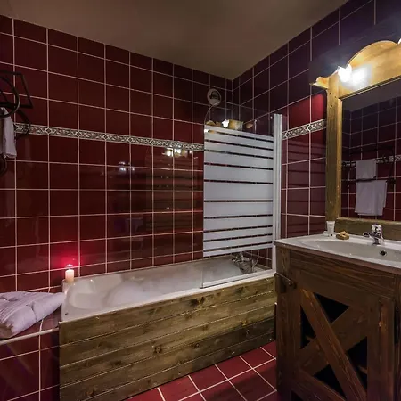 Savoyard Style Alpine Retreat Val Thorens