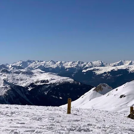 Savoyard Style Alpine Retreat شقة فال تورُن